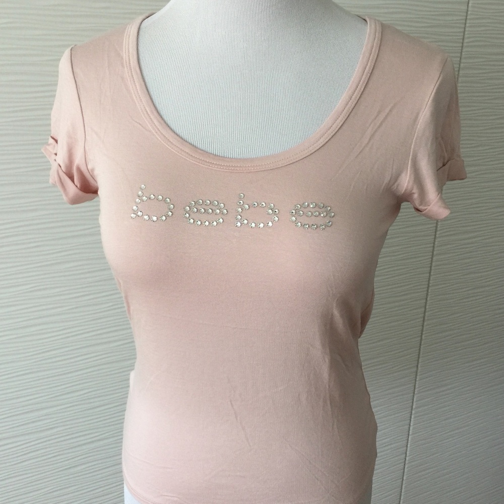 Bebe Weave Detail Back T - shirt in Blush